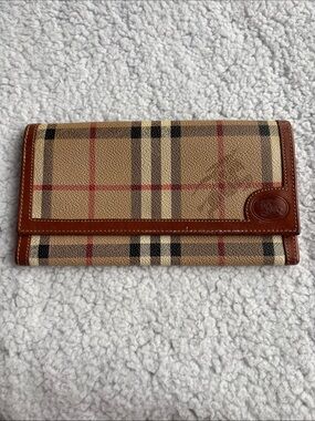 *Collectible* VTG Burberrys Haymarket Check long flap wallet from late 80s-90s